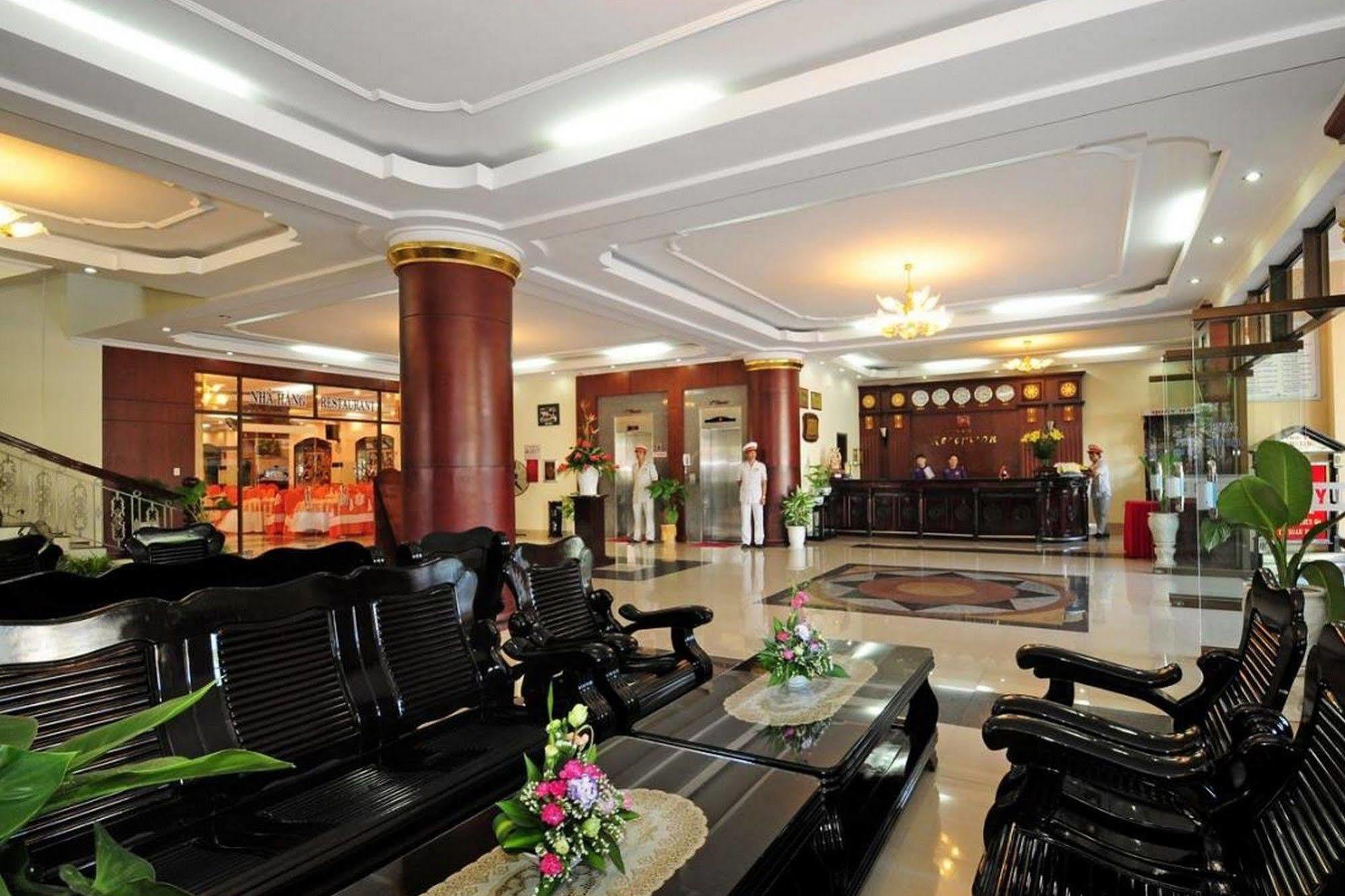 Duy Tan Hotel Hue Exteriör bild